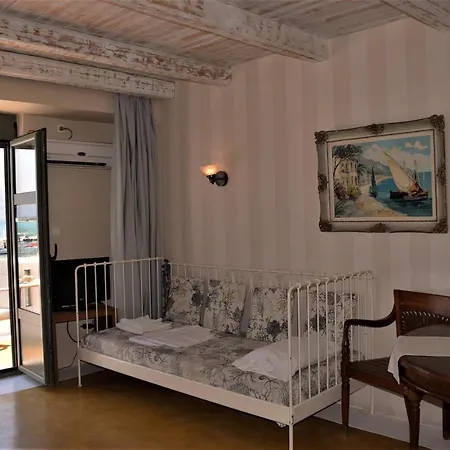 Guest house Elaion
