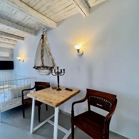 August Gæstehus Elafonissos