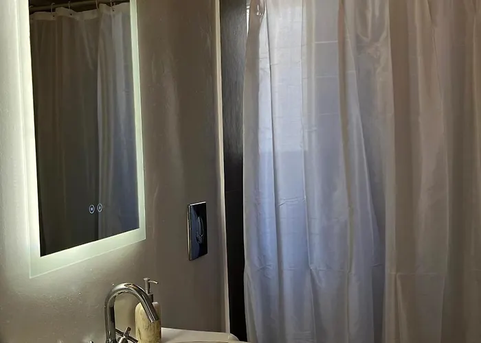 August Gasthuis Elafonissos